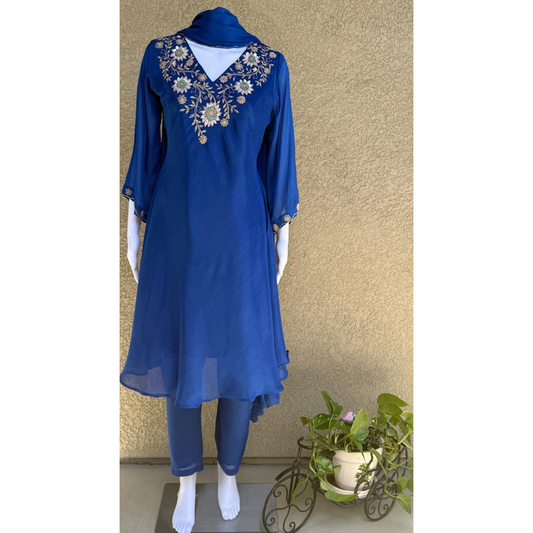 Neelkamal Suit